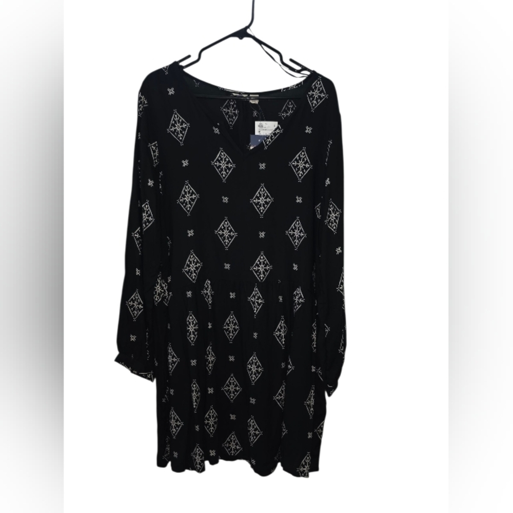 Roxy Xl Black Dress with Beige Patterns
